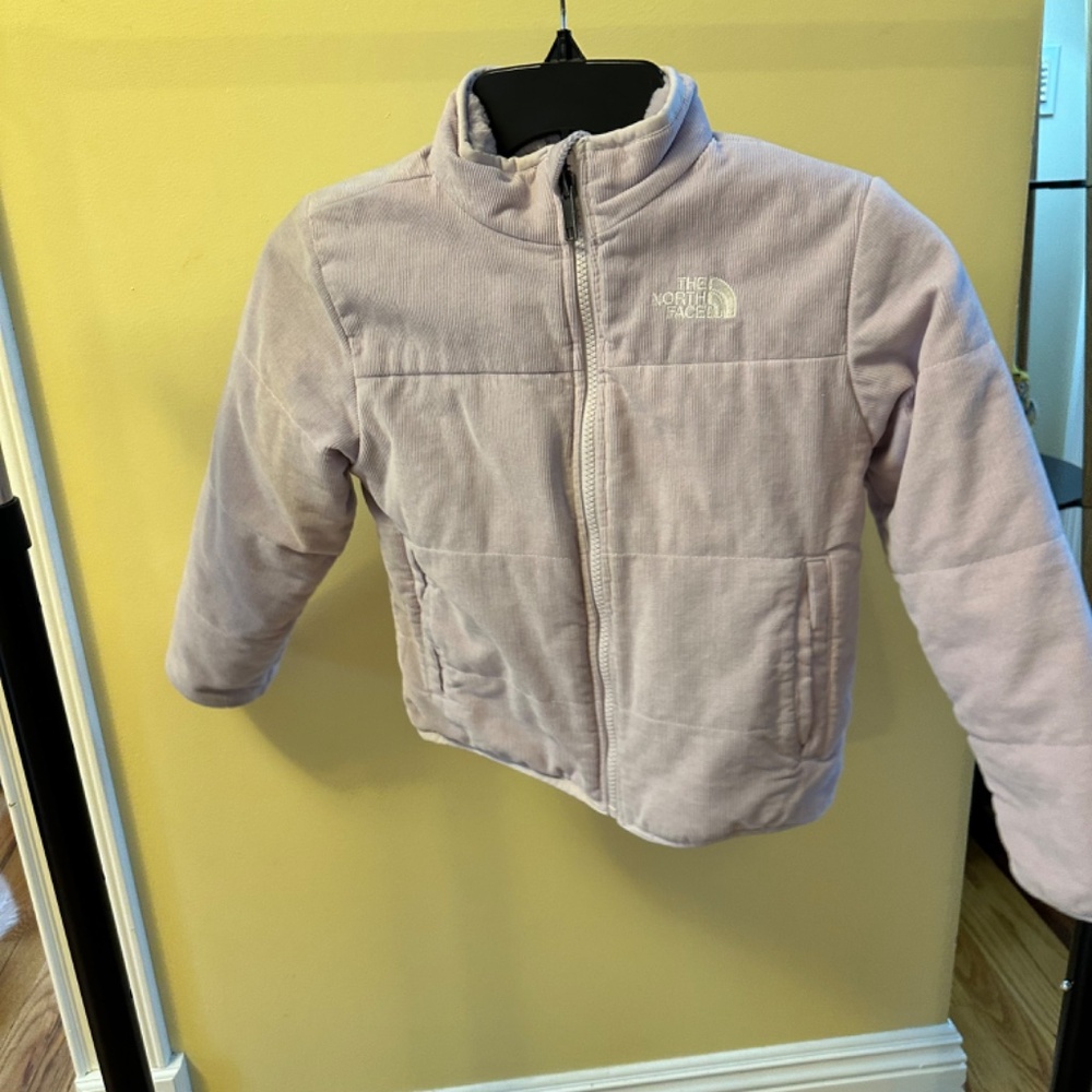 THE NORTH FACE KIDS REVERSIBLE MOSSBUD JACKET: Size 6 / Lavender Fog